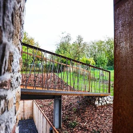 Amazon Corten Marche-en-Famenne Exterior foto