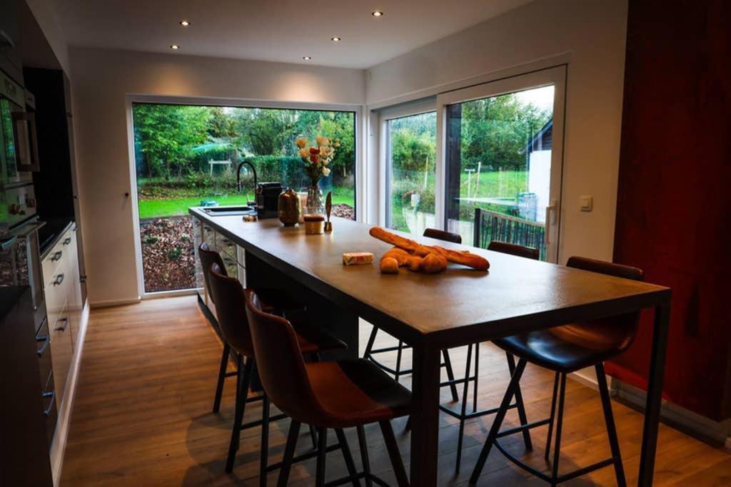Amazon Corten Marche-en-Famenne Exterior foto