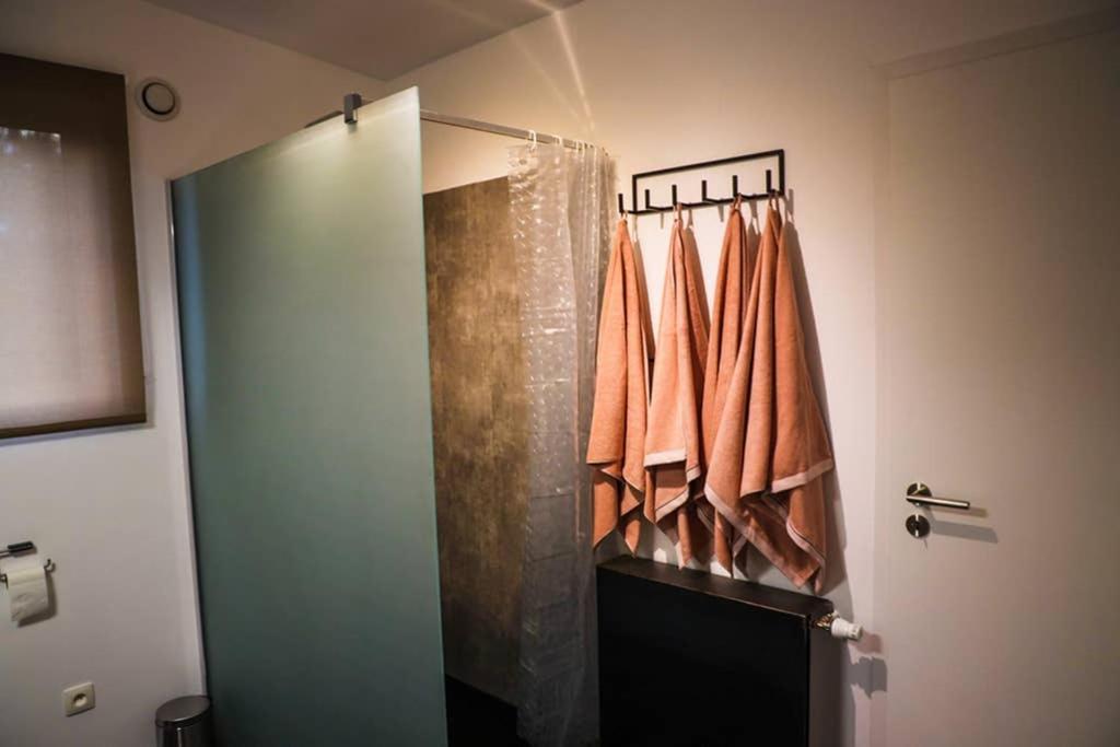 Amazon Corten Marche-en-Famenne Exterior foto
